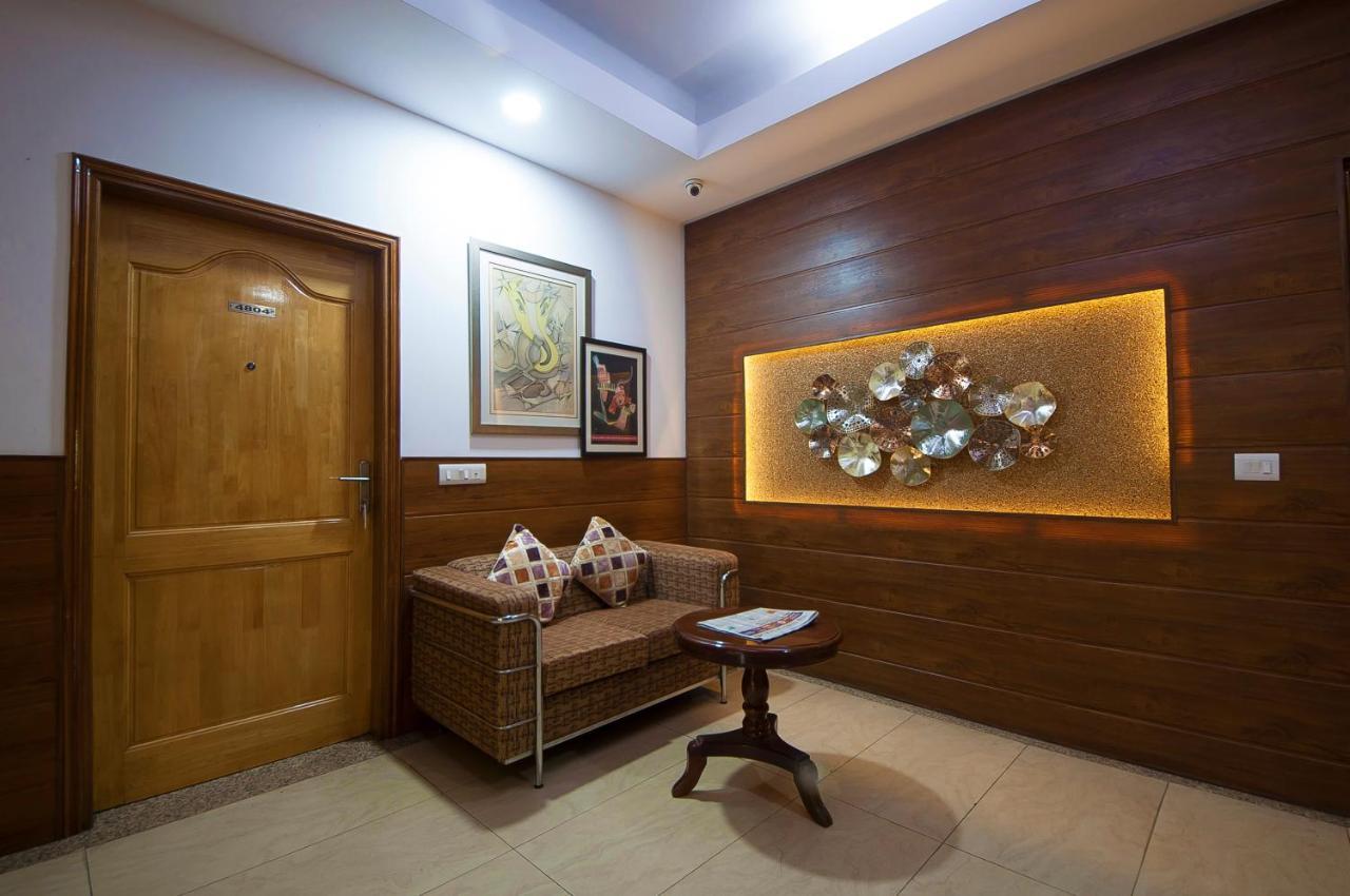 Imperial Apartments Huda City Гургаон Экстерьер фото