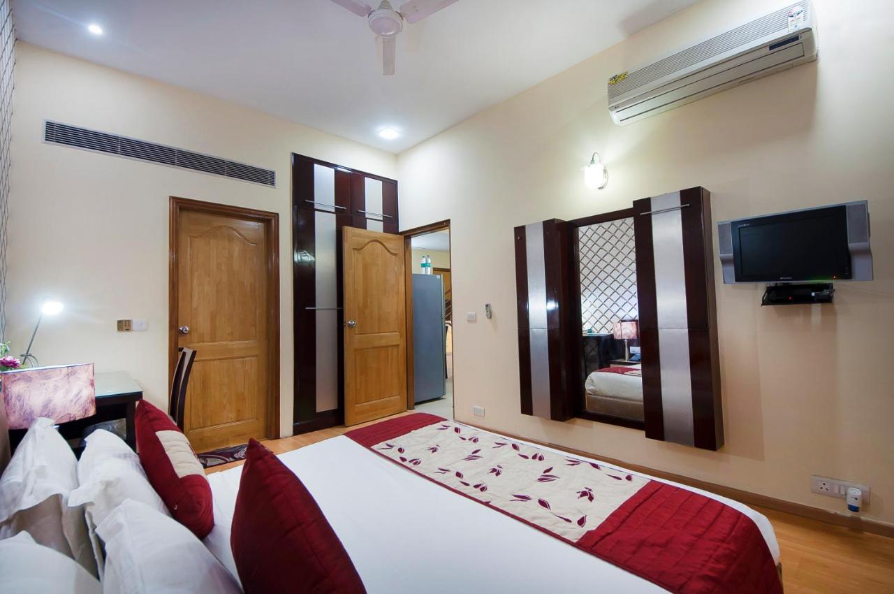 Imperial Apartments Huda City Гургаон Экстерьер фото